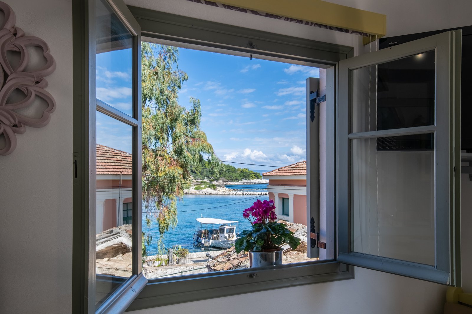dora-i-studio-paxos-06