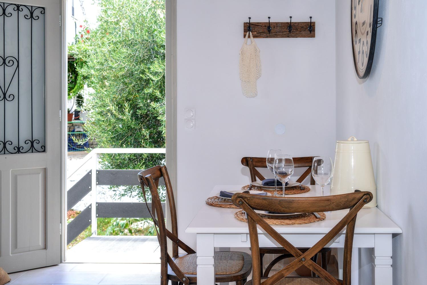 gaios-hill-studio-paxos-apartments-09