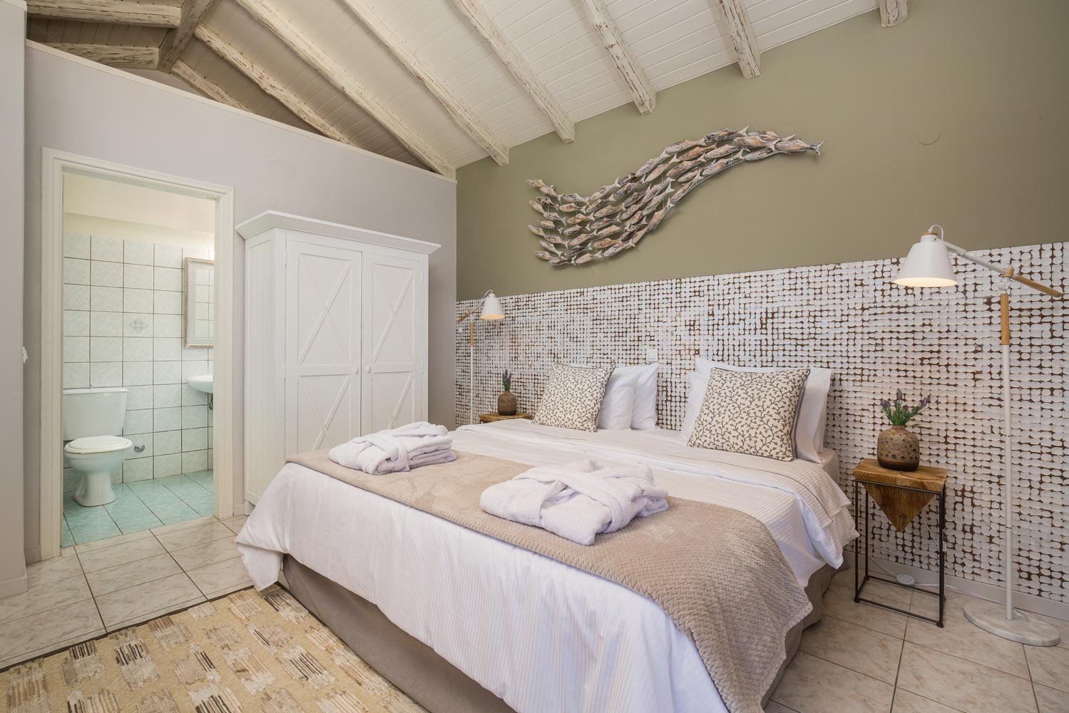 angouleta-villa-paxos-bedroom-02