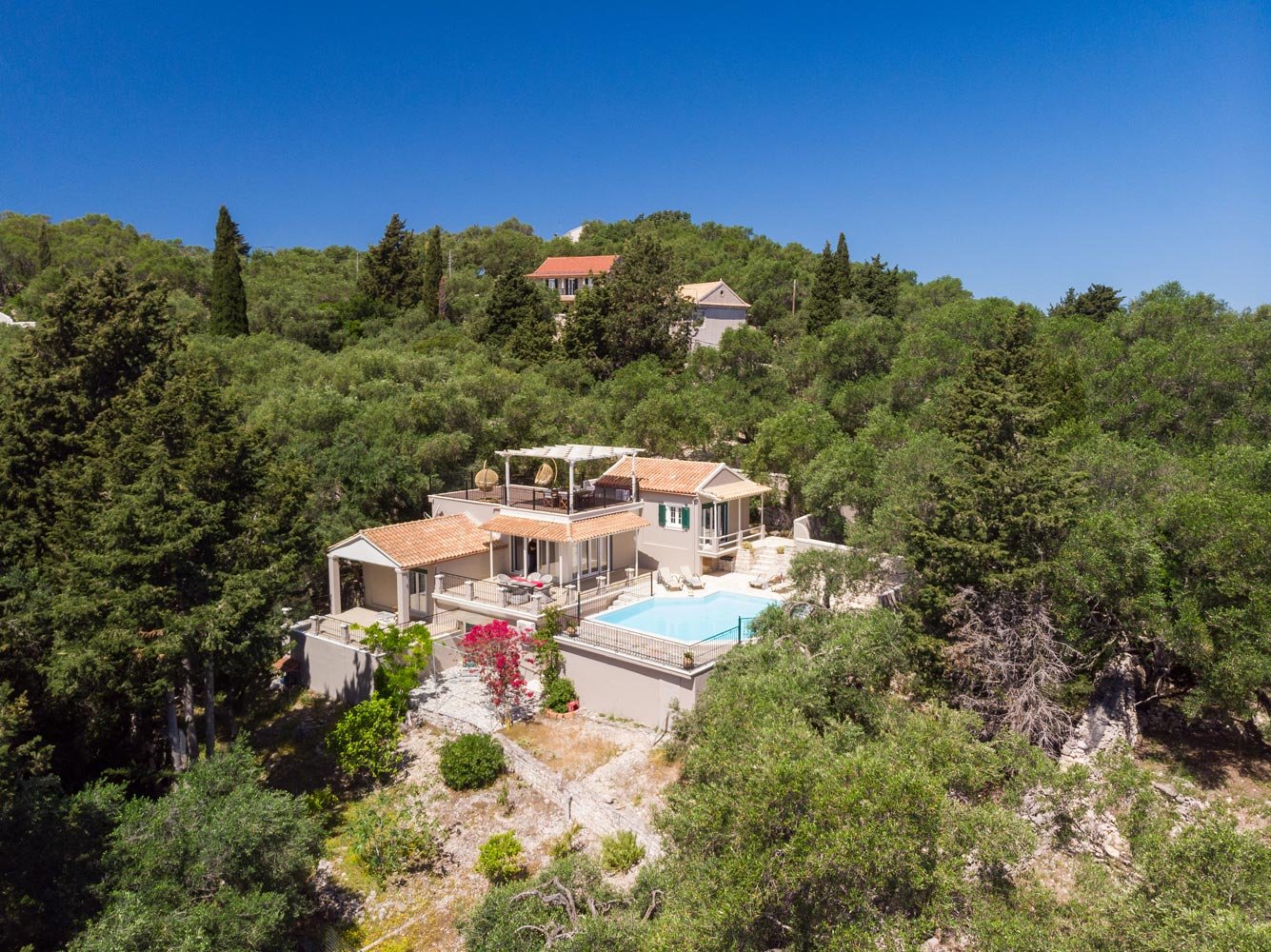 angouleta-villa-paxos-outdoor-space-01