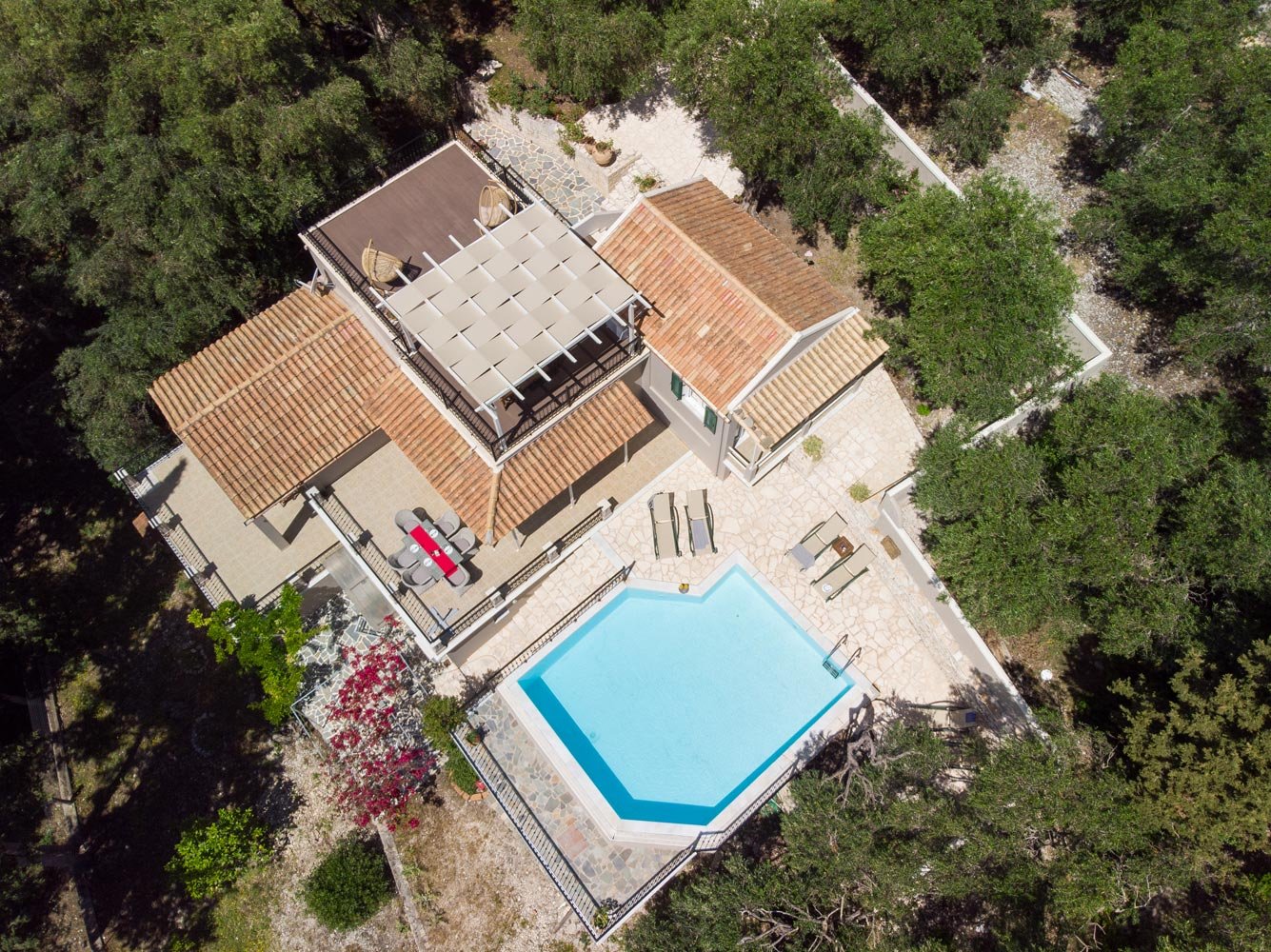 angouleta-villa-paxos-outdoor-space-02