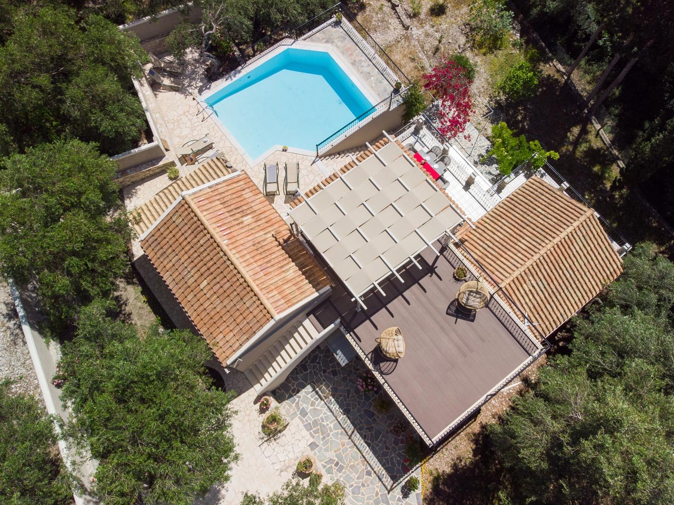 angouleta-villa-paxos-outdoor-space-03