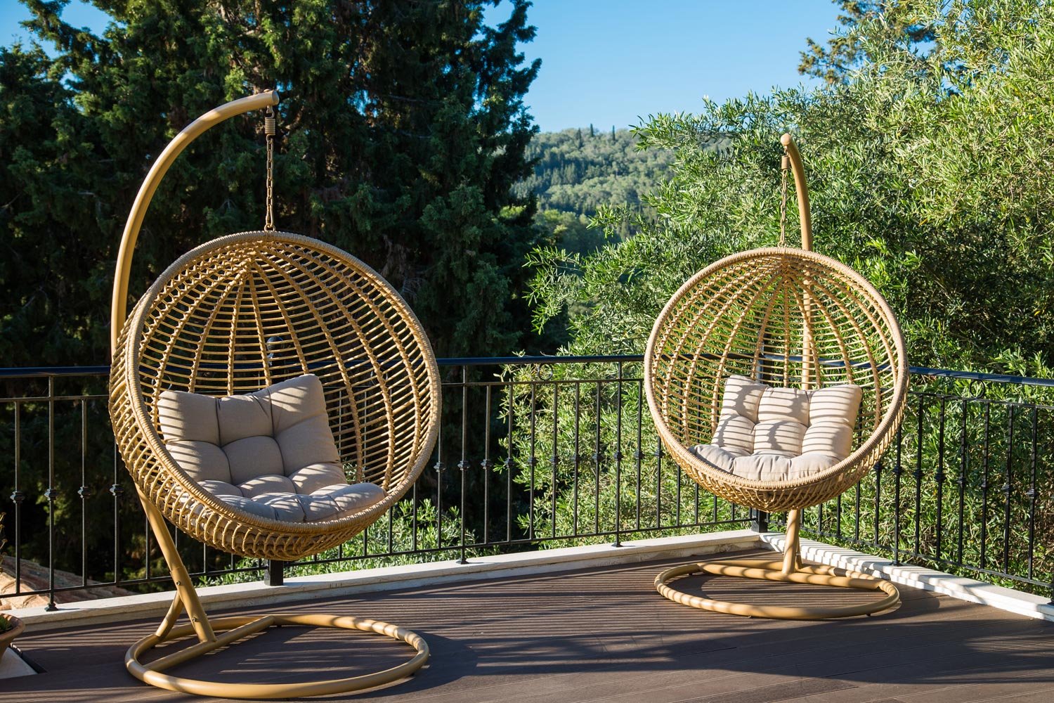 angouleta-villa-paxos-outdoor-space-11