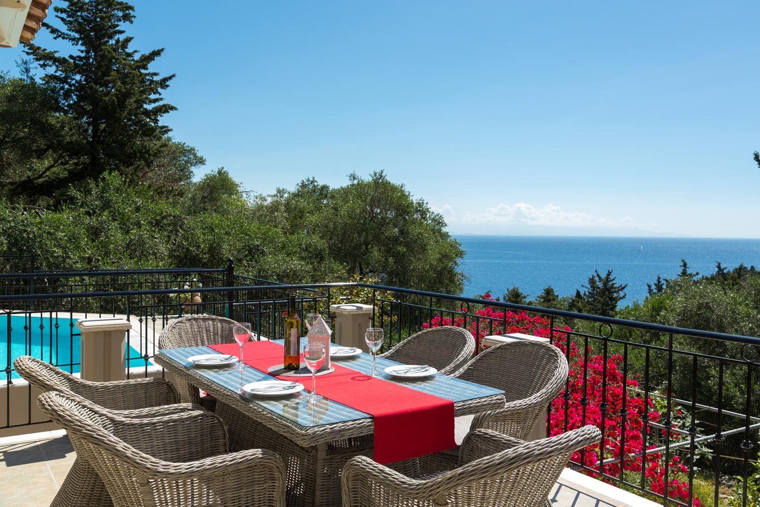 angouleta-villa-paxos-outdoor-space-12