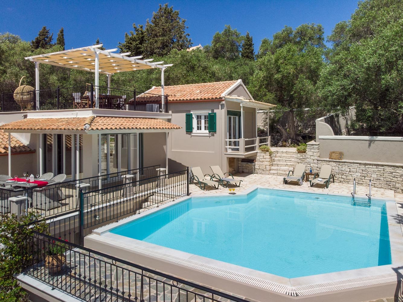 angouleta-villa-paxos-pool-03