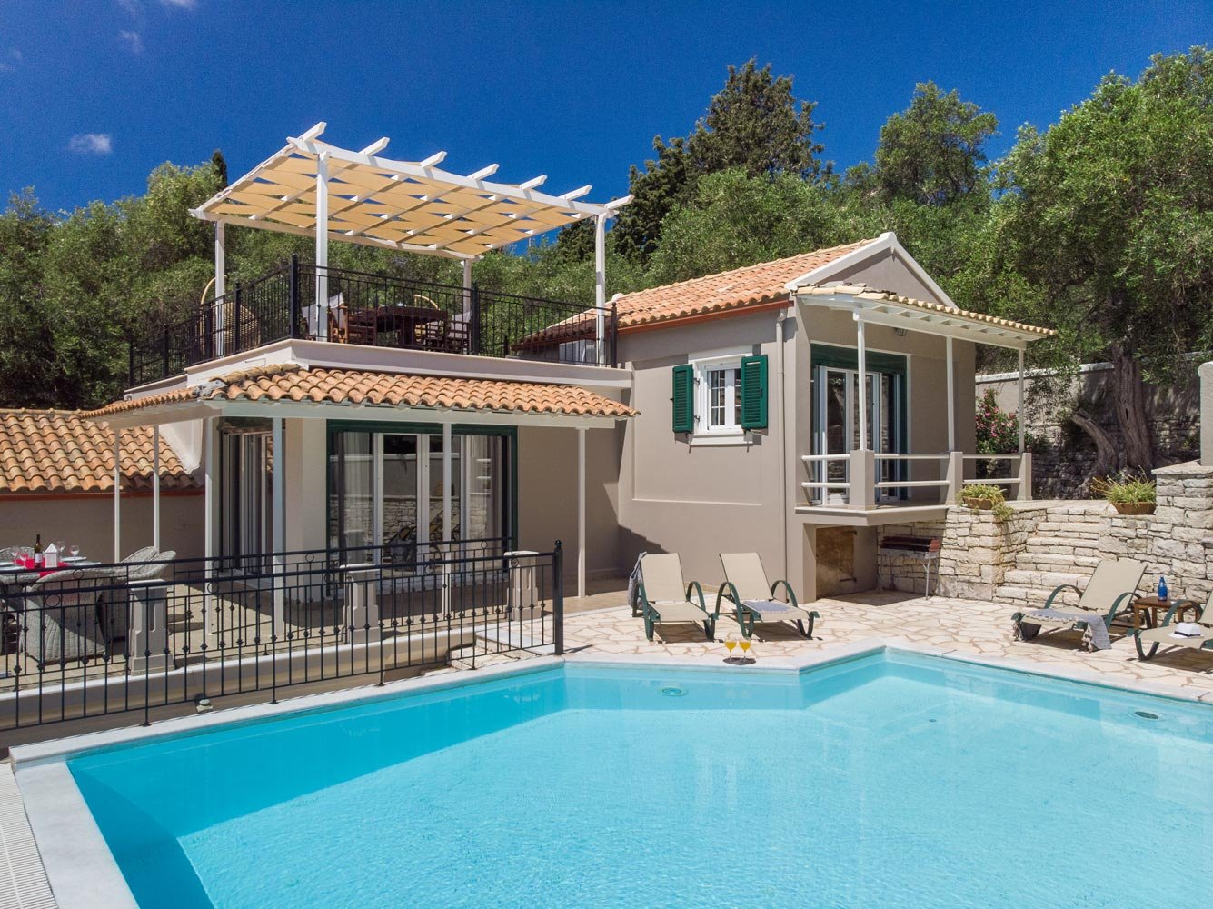 angouleta-villa-paxos-pool-04