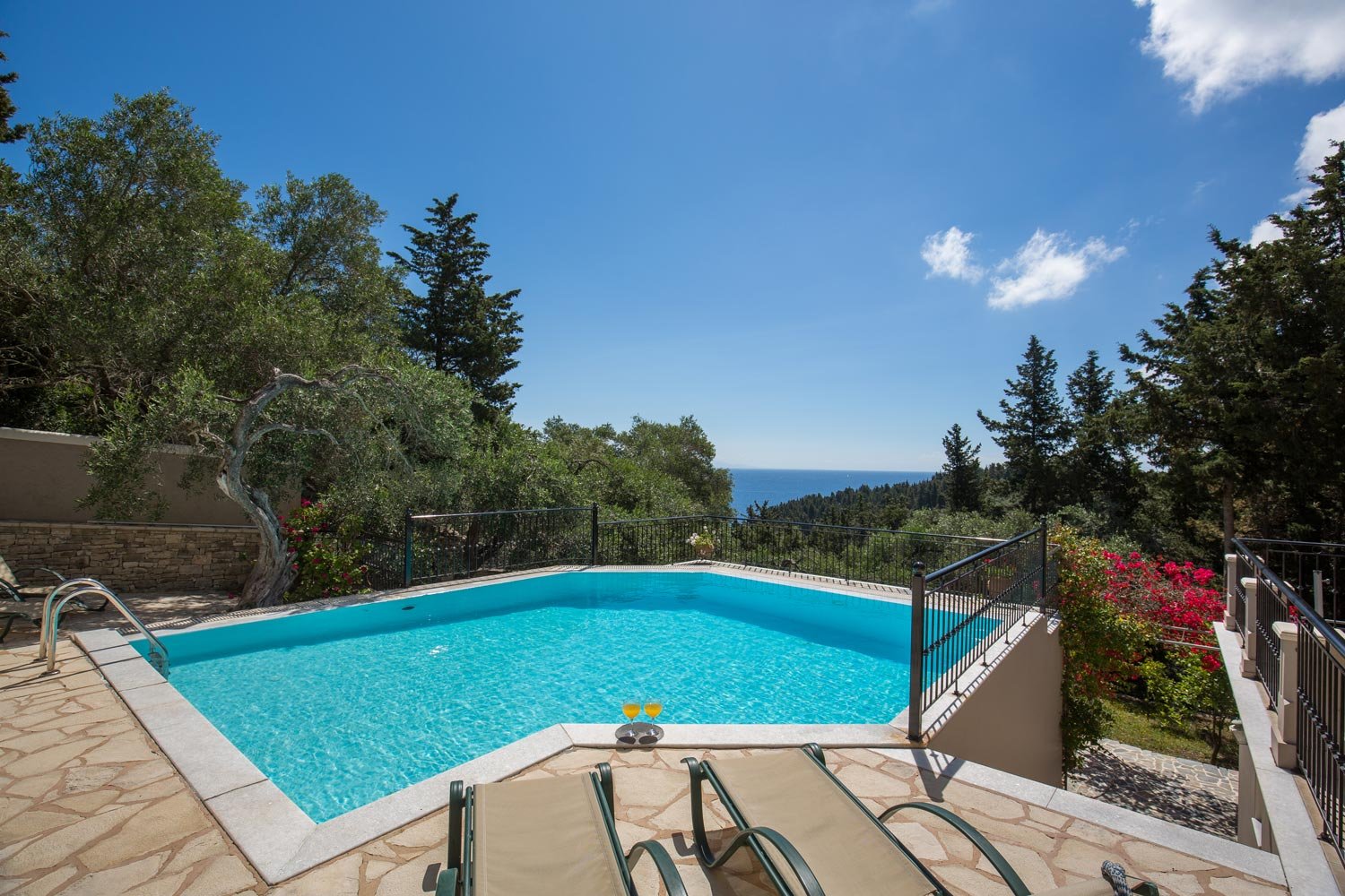 angouleta-villa-paxos-pool-08