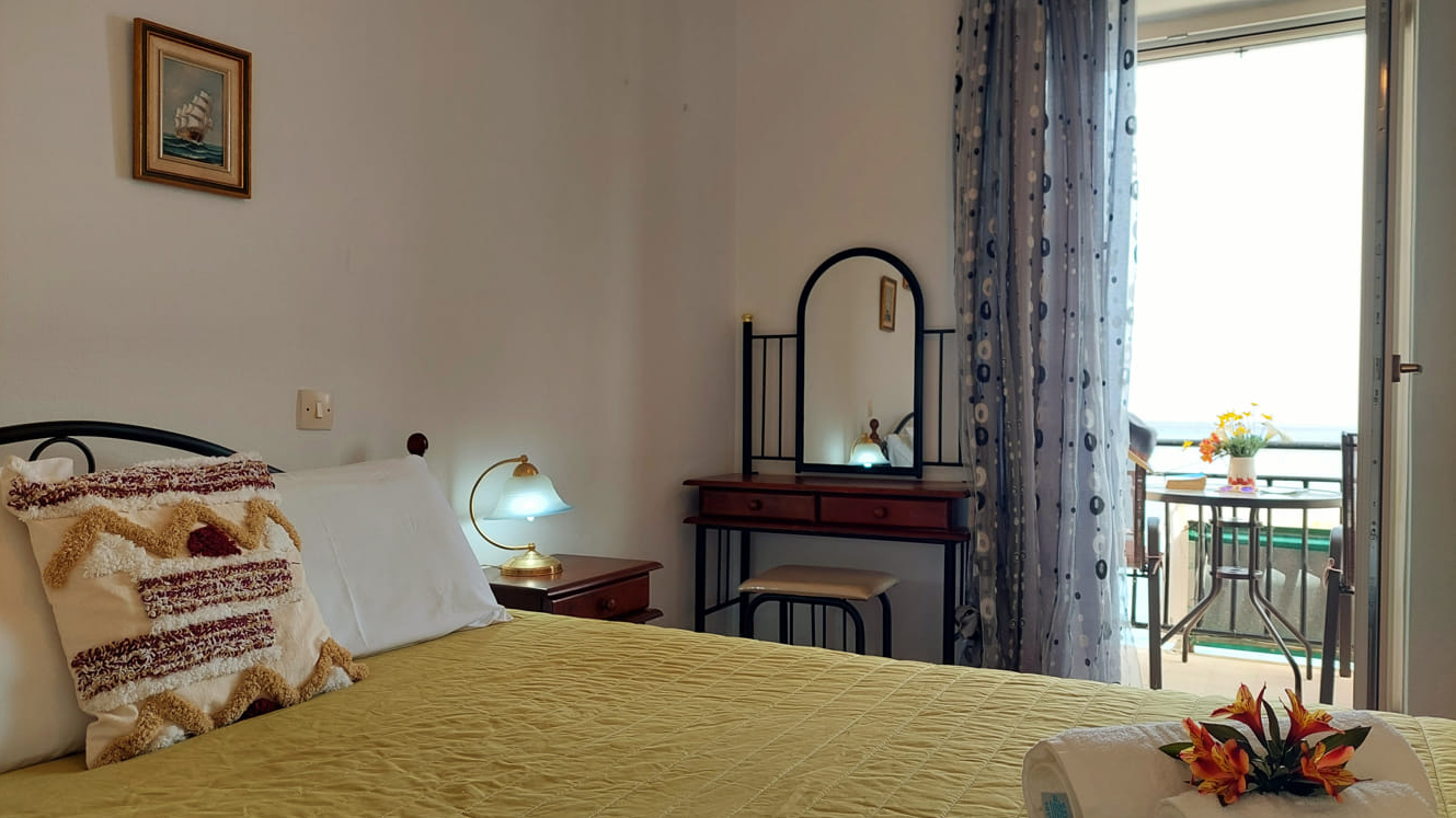 elena-studio-paxos-6