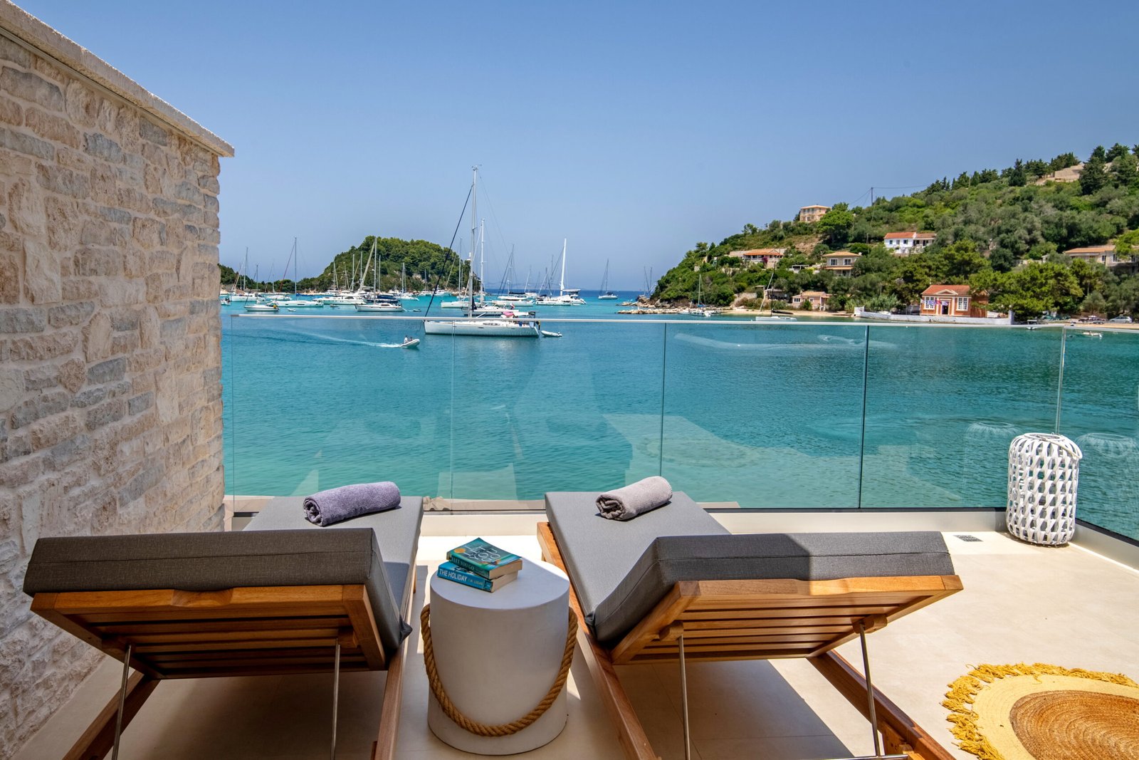 tasos-luxury-studio-paxos-routsis-holidays-2