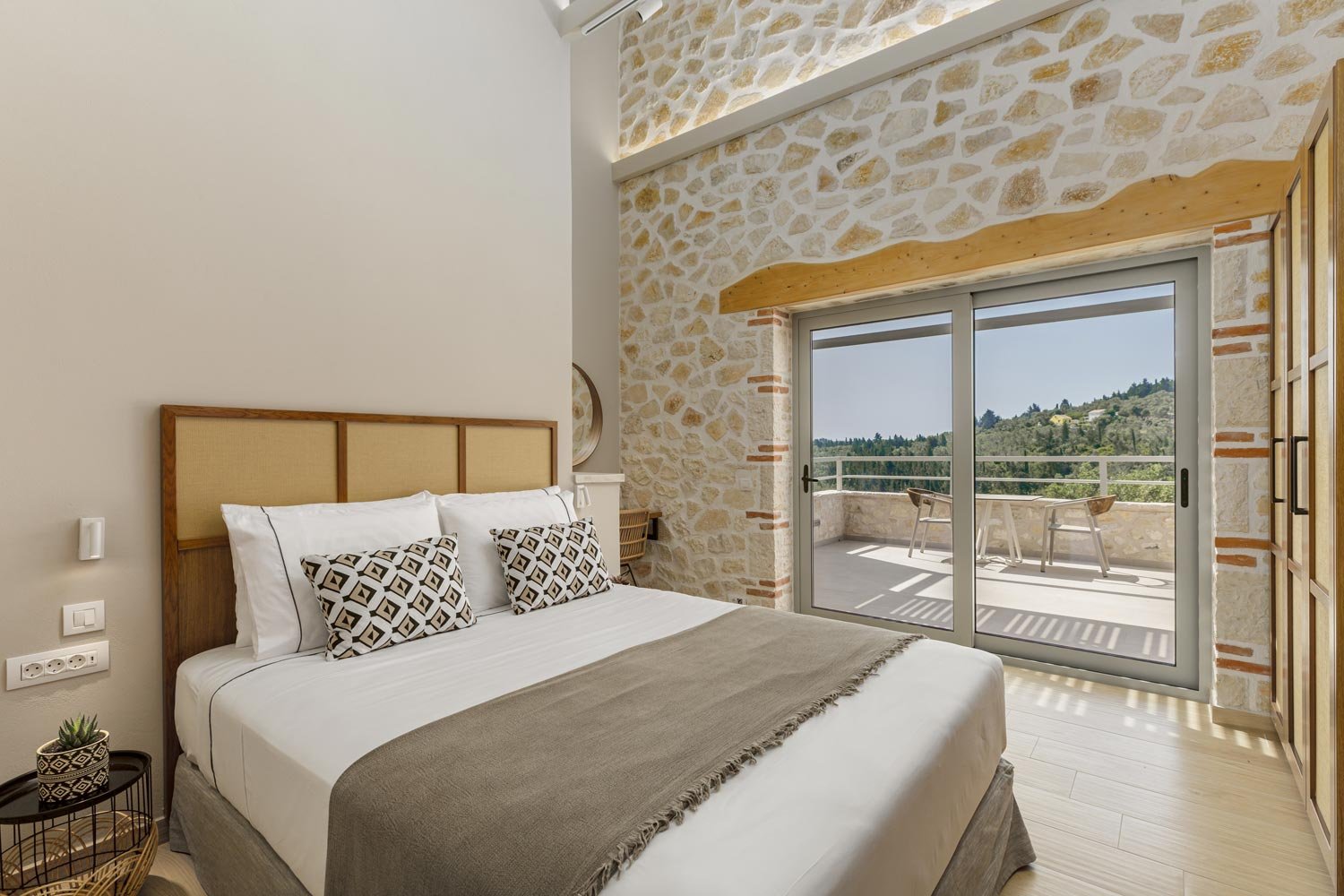 armonia-ii-villa-paxos-bedroom-02