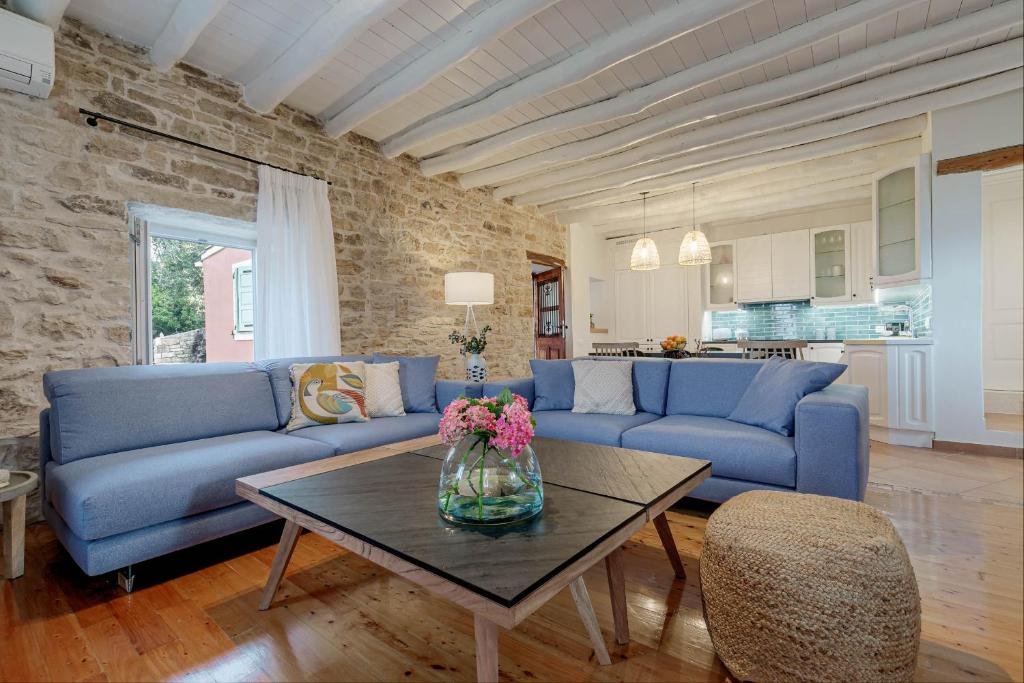 aurora-villa-paxos-livingroom-06
