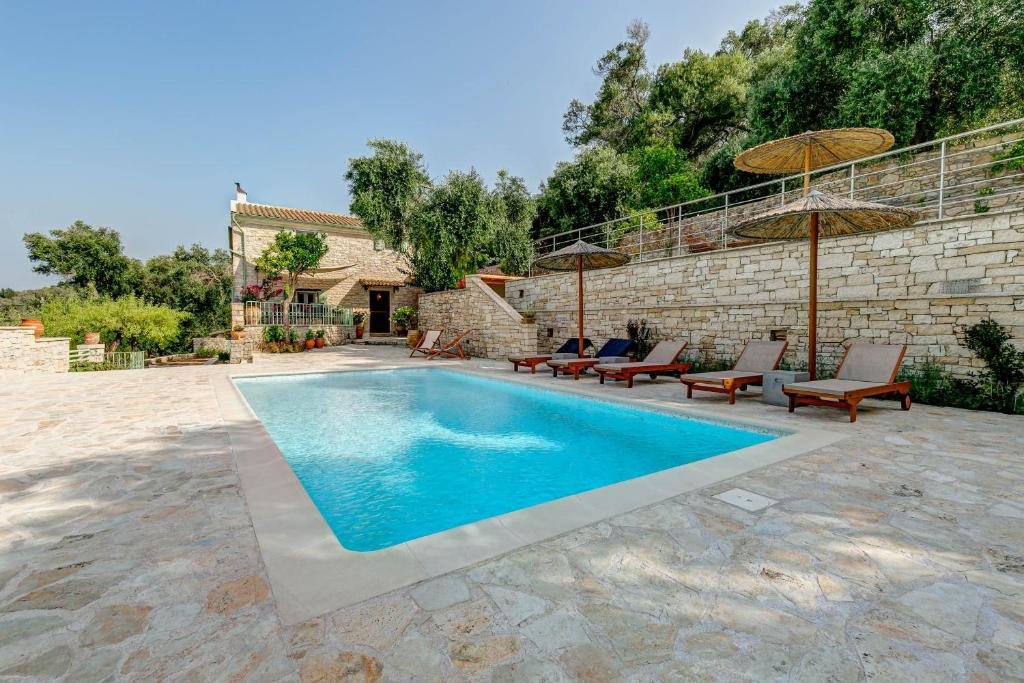 aurora-villa-paxos-pool-01