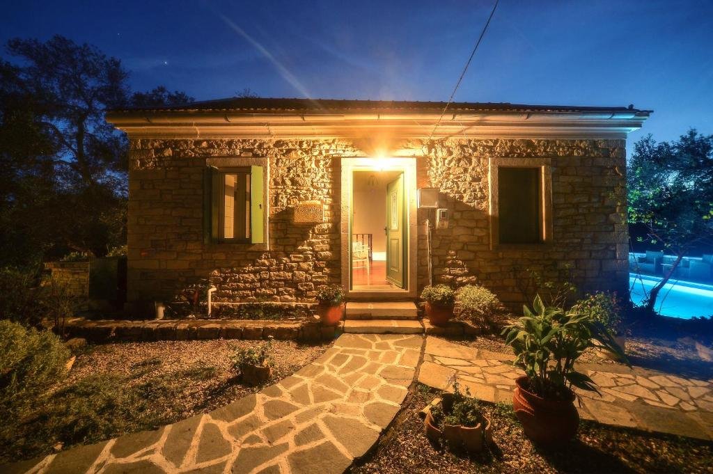 country-house-villa-paxos-outdoor-space-02