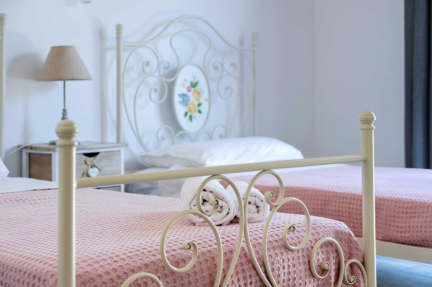 marmari-villa-paxos-bedroom-05