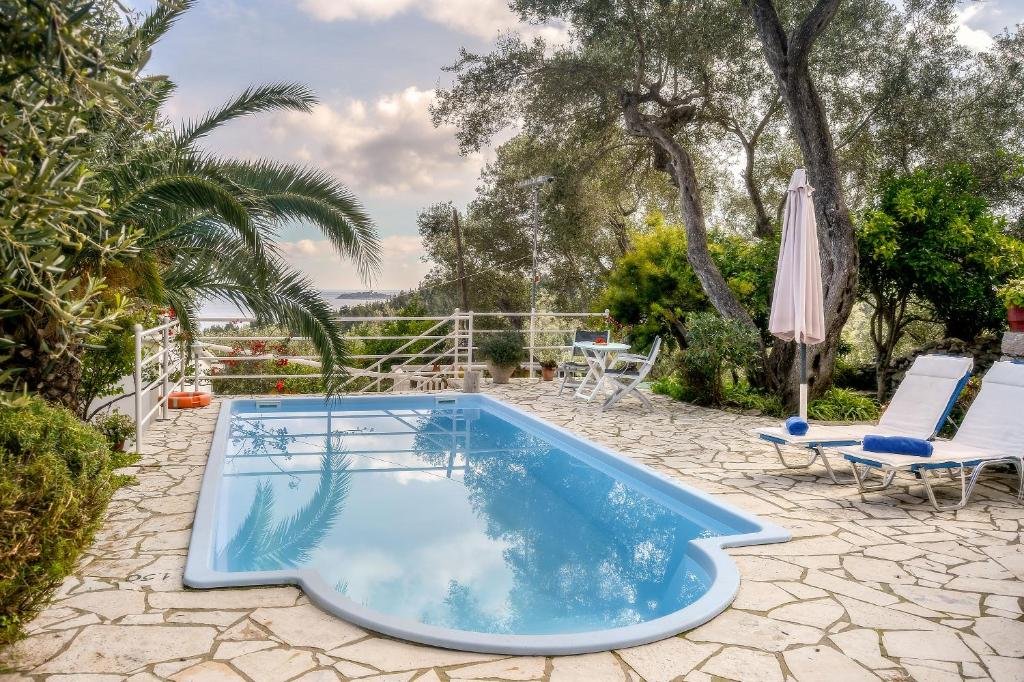 nikoletta-villa-paxos-pool-02
