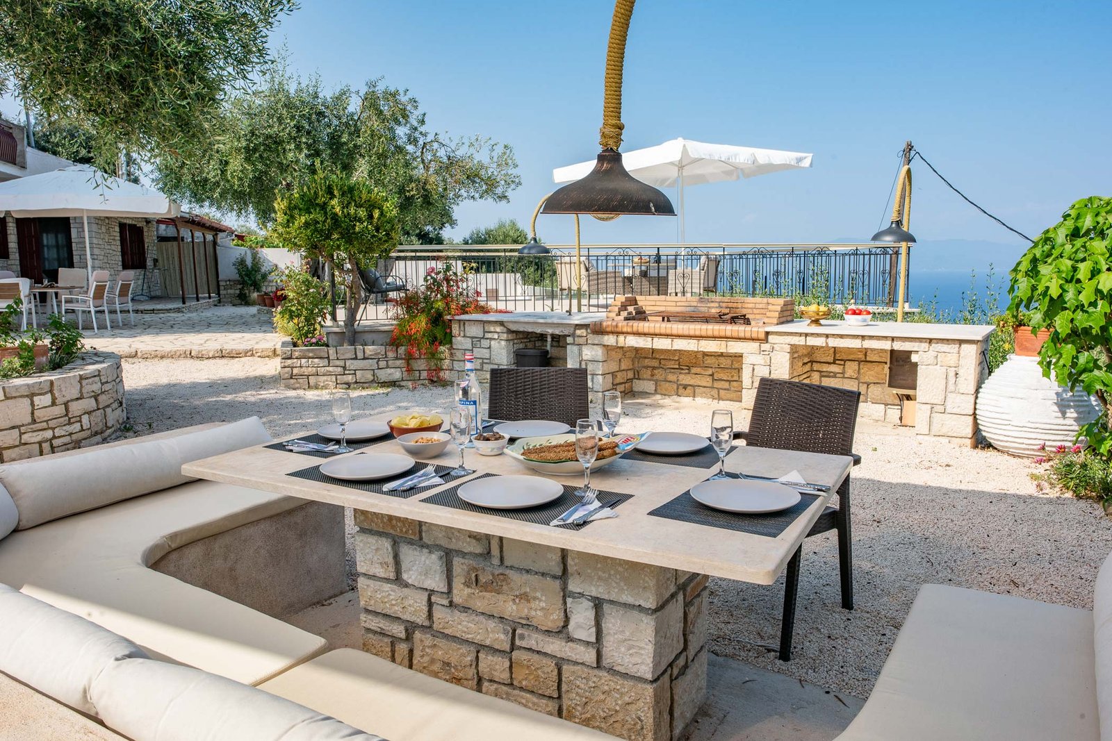 romanatika-villa-paxos-outdoor-space-12