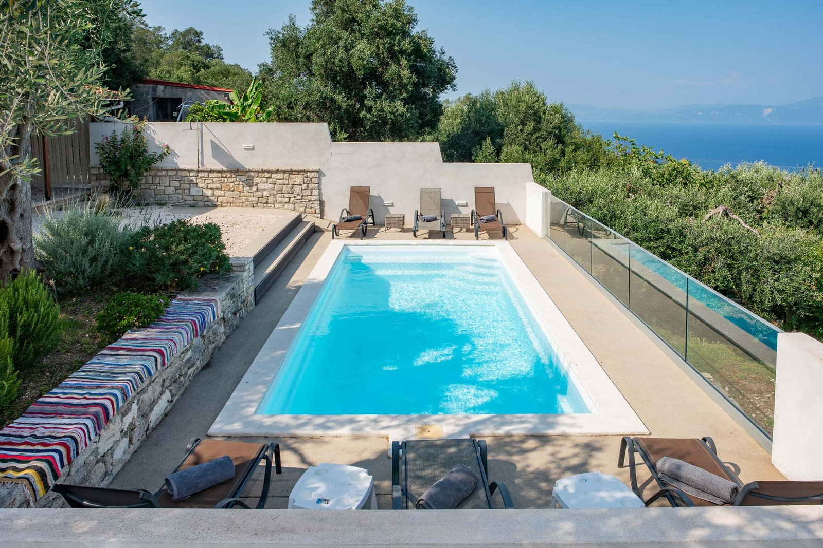 romanatika-villa-paxos-pool-03