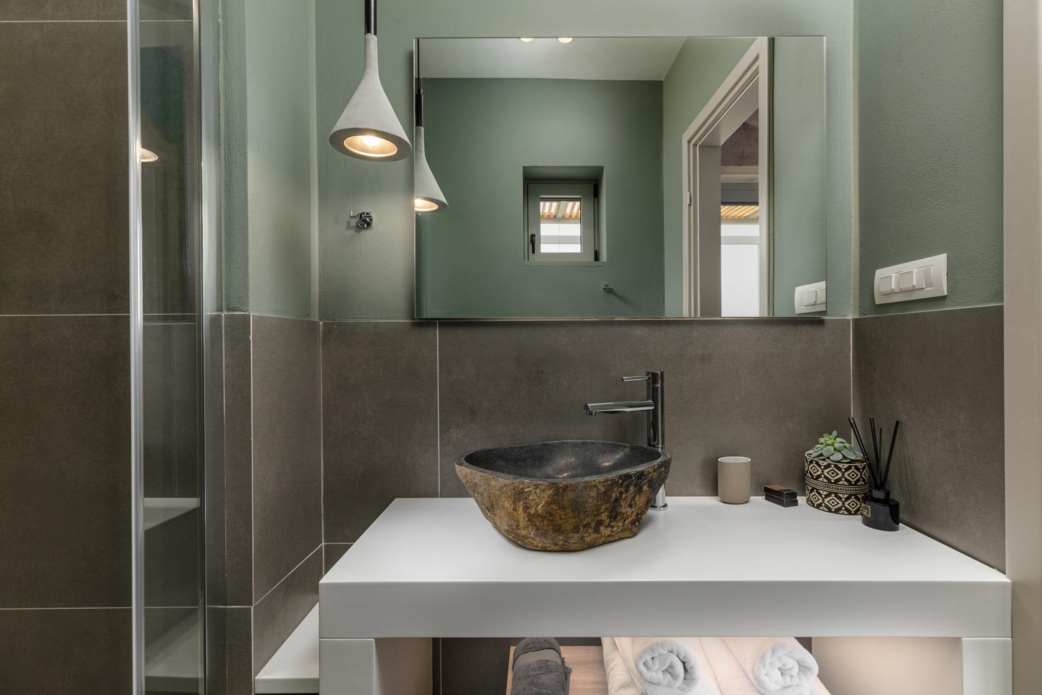 armonia-i-villa-paxos-bathroom-01