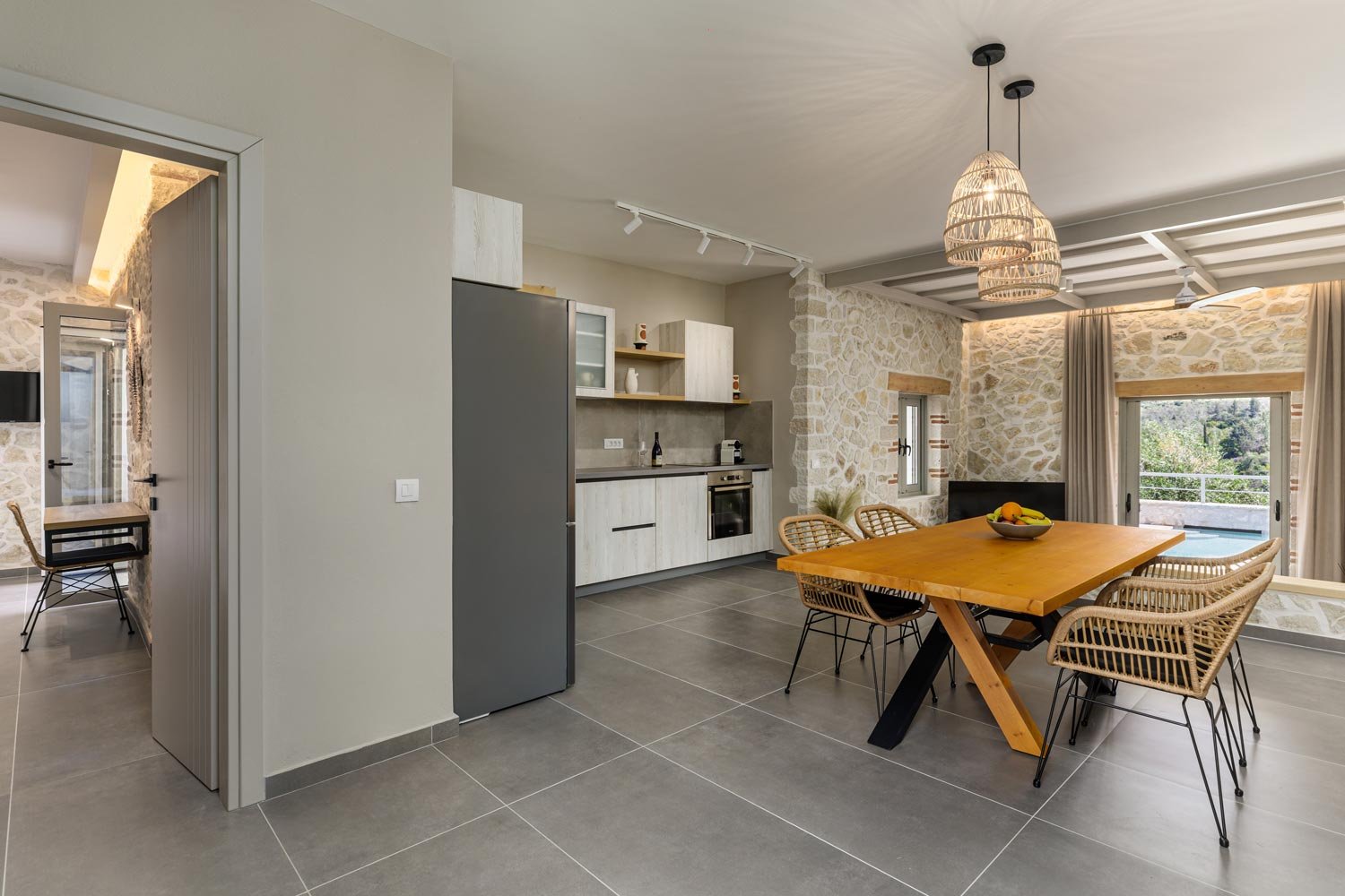 armonia-i-villa-paxos-kitchen-04