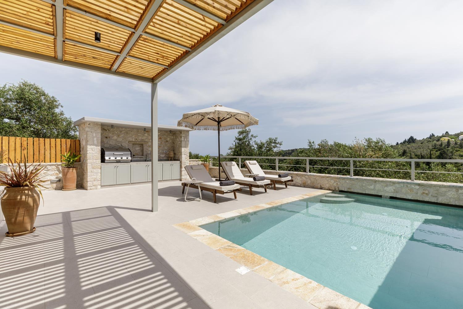 armonia-i-villa-paxos-pool-01