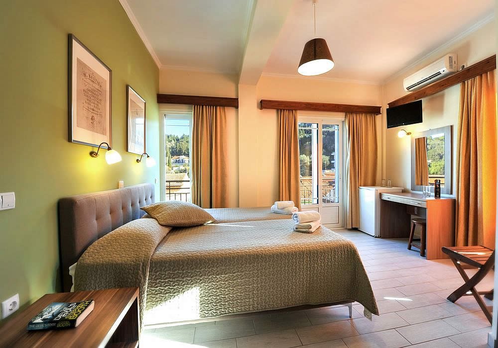 ilios-guest-rooms-paxos-2