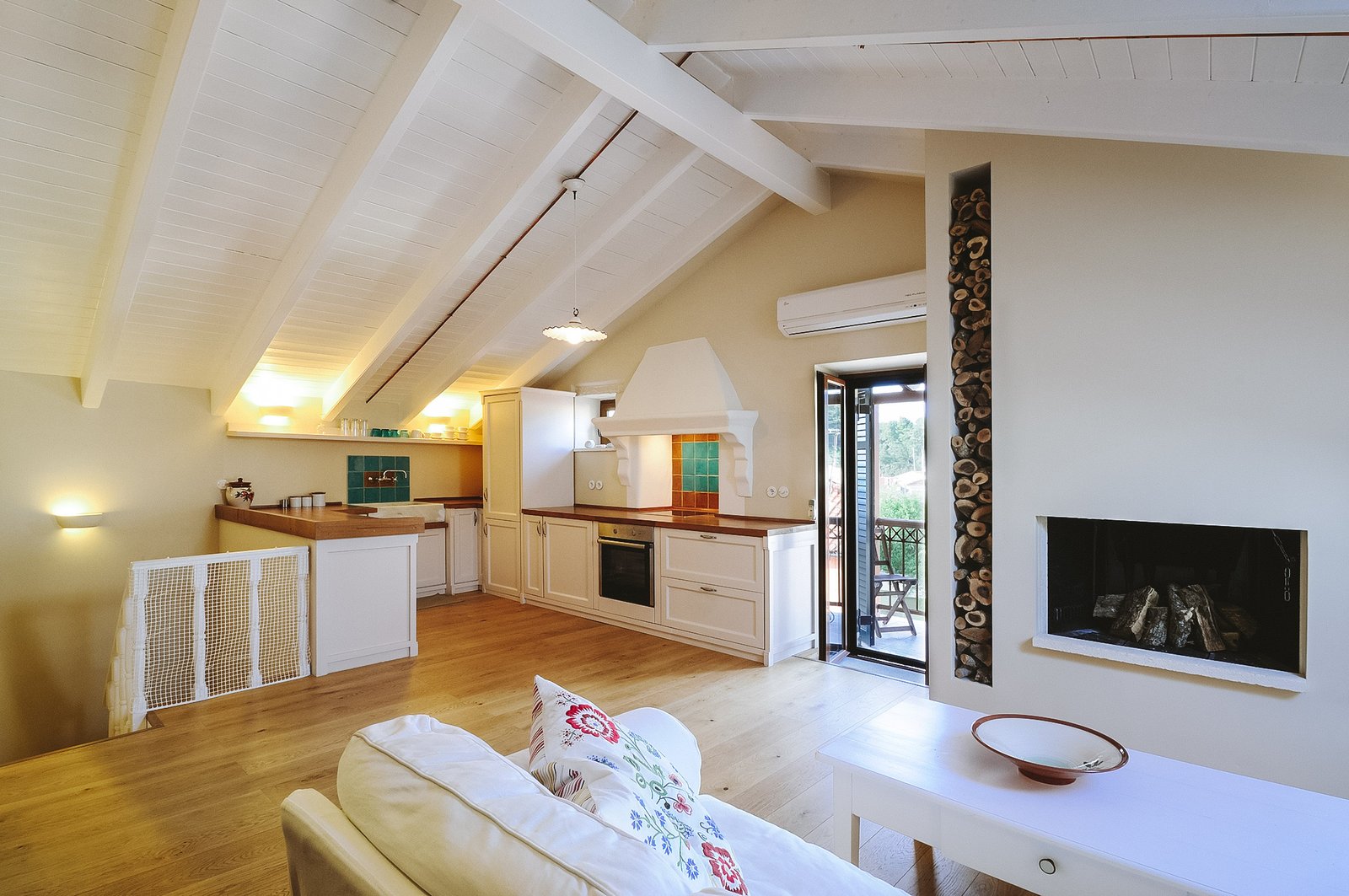 nafsika-apartment-gaios-paxos-1