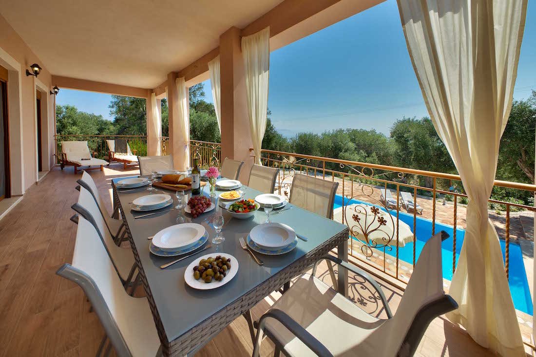 villa-androniki-paxos-outdoor-space-02