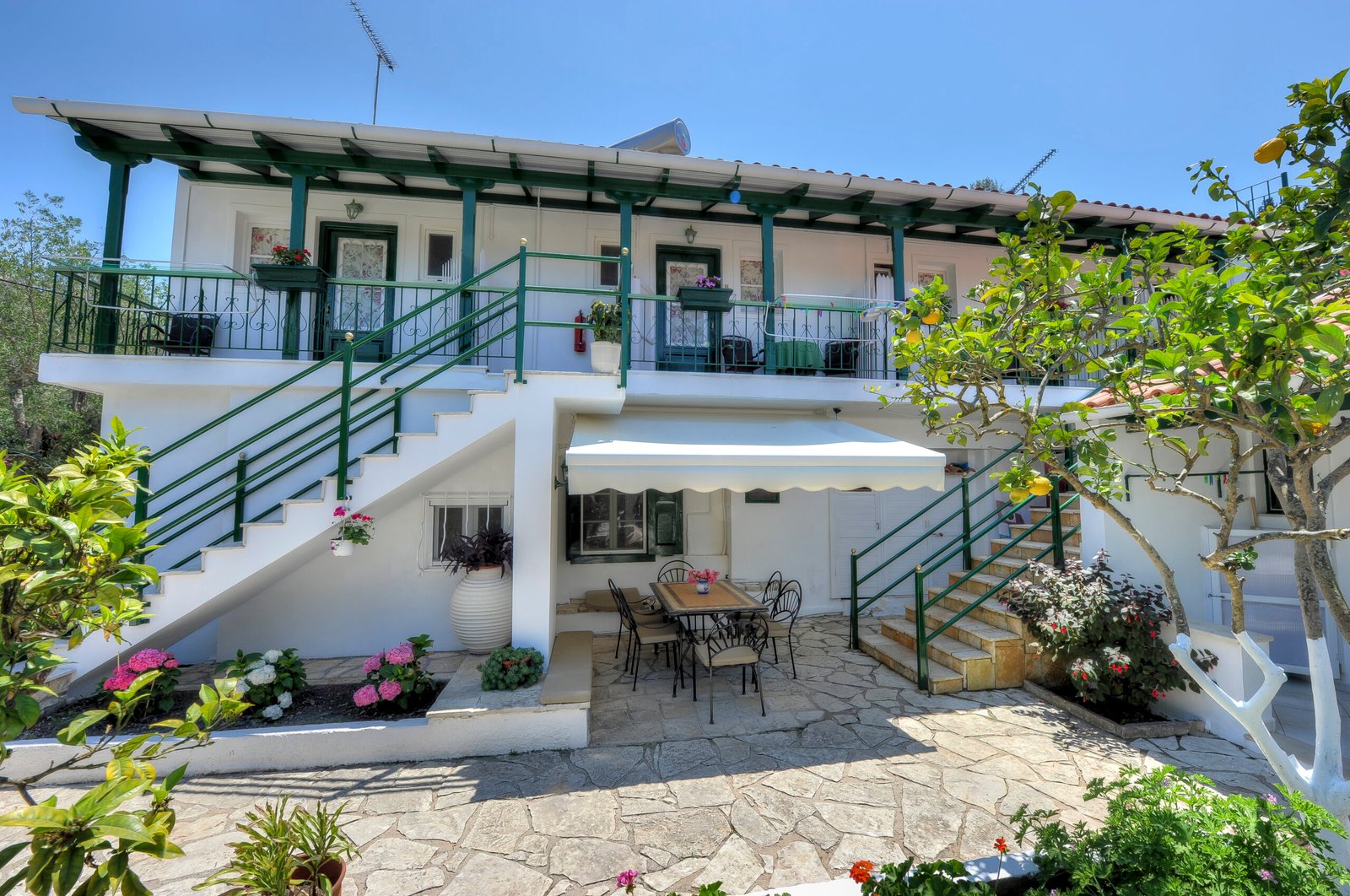 yorgos-studios-lakka-paxos-15